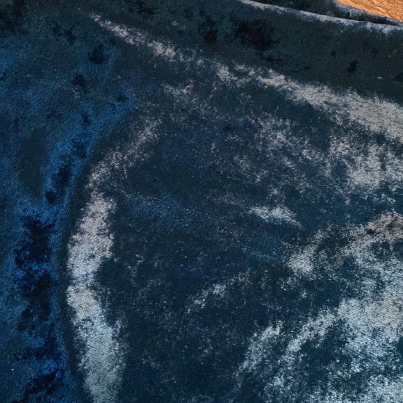 Crushed velvet midi dress with spaghetti straps by Charlotte Russe - Picture 2 of 5